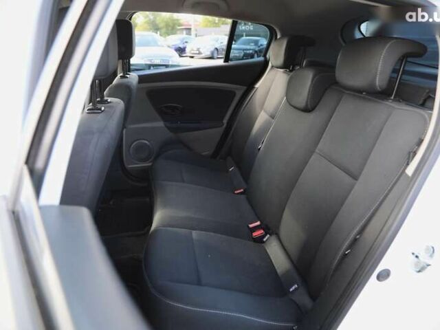 Рено Меган, объемом двигателя 0 л и пробегом 211 тыс. км за 8000 $, фото 7 на Automoto.ua