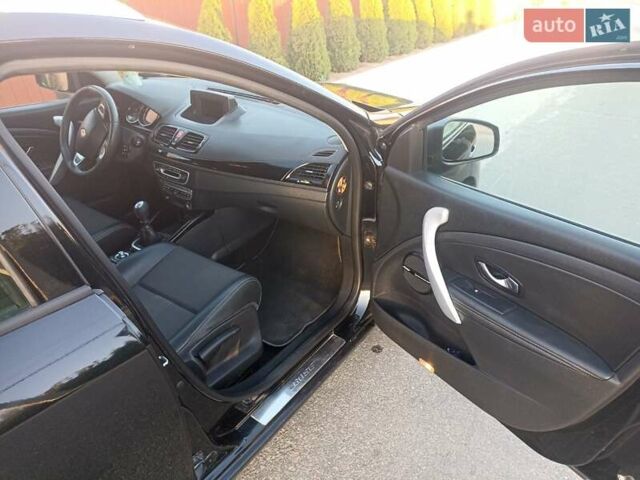 Рено Меган, объемом двигателя 1.5 л и пробегом 257 тыс. км за 7900 $, фото 3 на Automoto.ua