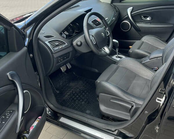 Рено Меган, объемом двигателя 1.46 л и пробегом 212 тыс. км за 7800 $, фото 7 на Automoto.ua