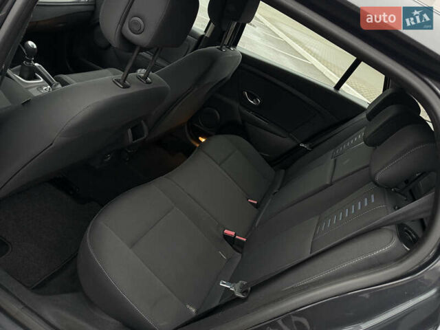 Рено Меган, объемом двигателя 1.6 л и пробегом 192 тыс. км за 7900 $, фото 73 на Automoto.ua