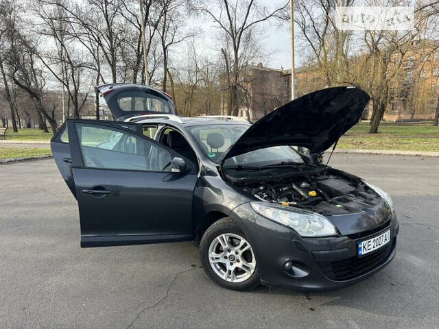 Рено Меган, об'ємом двигуна 1.46 л та пробігом 269 тис. км за 8000 $, фото 14 на Automoto.ua