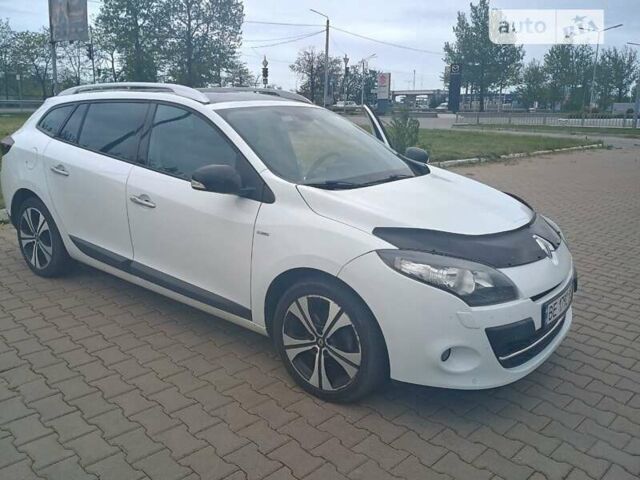 Рено Меган, объемом двигателя 2 л и пробегом 222 тыс. км за 8200 $, фото 13 на Automoto.ua