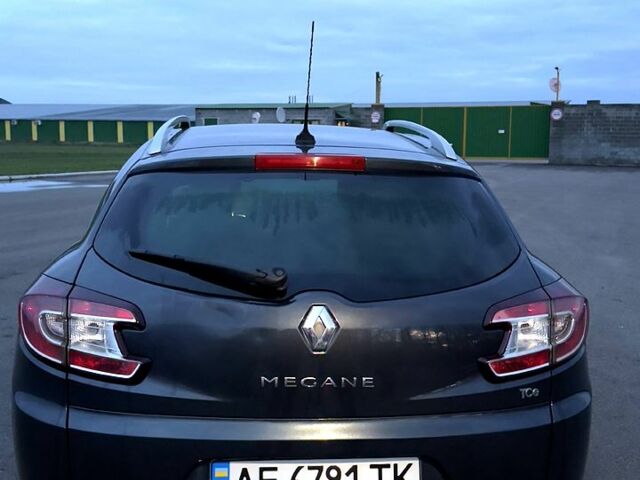 Рено Меган, объемом двигателя 14 л и пробегом 245 тыс. км за 7300 $, фото 2 на Automoto.ua
