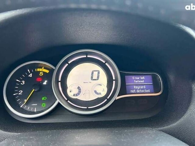 Рено Меган, объемом двигателя 1.5 л и пробегом 188 тыс. км за 7700 $, фото 9 на Automoto.ua