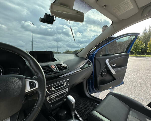Рено Меган, объемом двигателя 1.5 л и пробегом 229 тыс. км за 8300 $, фото 9 на Automoto.ua