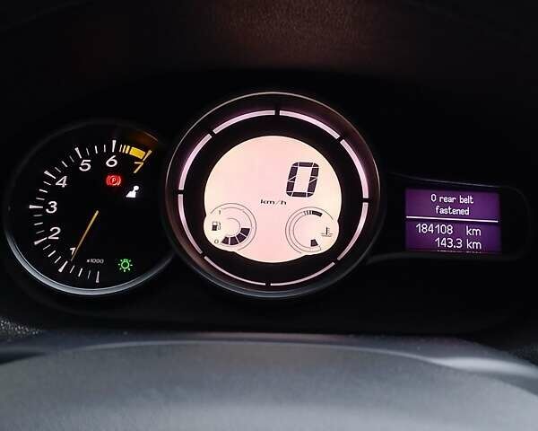 Рено Меган, об'ємом двигуна 1.6 л та пробігом 184 тис. км за 6700 $, фото 14 на Automoto.ua