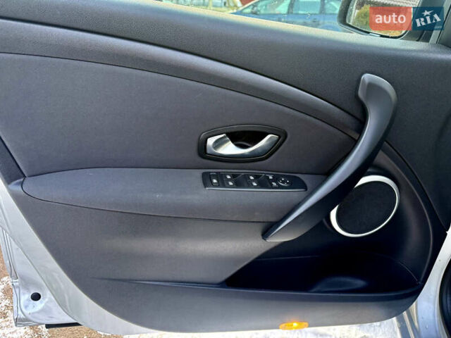 Рено Меган, об'ємом двигуна 1.4 л та пробігом 214 тис. км за 5999 $, фото 14 на Automoto.ua
