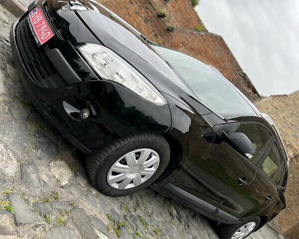 Рено Меган, объемом двигателя 0 л и пробегом 166 тыс. км за 8200 $, фото 5 на Automoto.ua