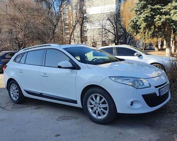 Рено Меган, объемом двигателя 2 л и пробегом 188 тыс. км за 8000 $, фото 10 на Automoto.ua