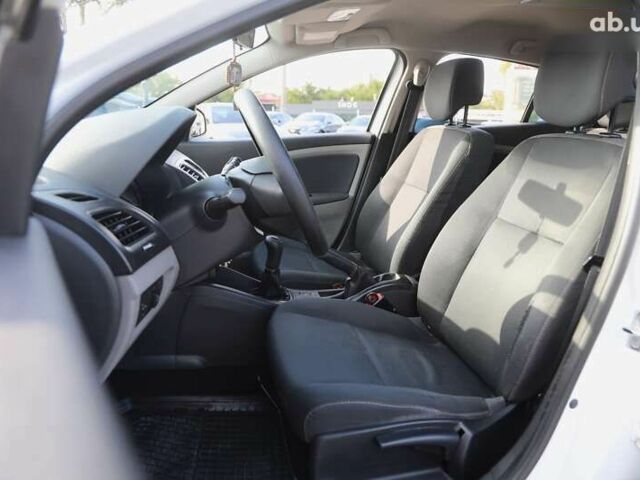 Рено Меган, объемом двигателя 0 л и пробегом 211 тыс. км за 8000 $, фото 6 на Automoto.ua