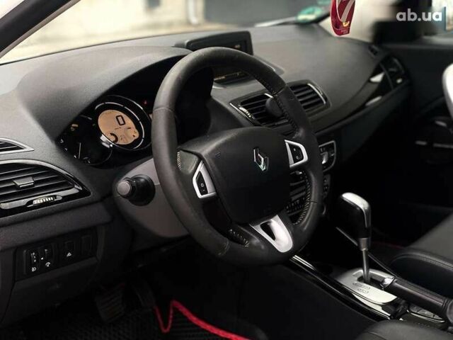 Рено Меган, объемом двигателя 1.5 л и пробегом 240 тыс. км за 7490 $, фото 18 на Automoto.ua
