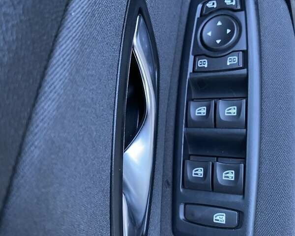 Рено Меган, об'ємом двигуна 1.5 л та пробігом 287 тис. км за 8500 $, фото 15 на Automoto.ua