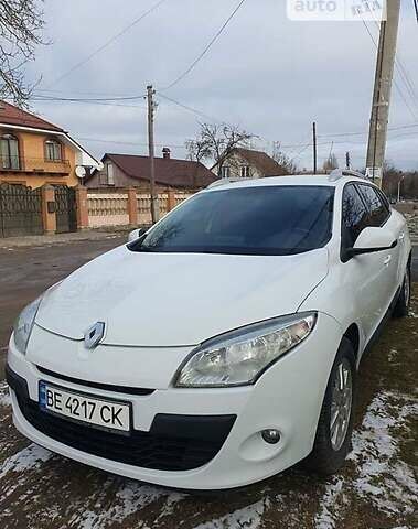 Рено Меган, об'ємом двигуна 2 л та пробігом 188 тис. км за 8000 $, фото 12 на Automoto.ua