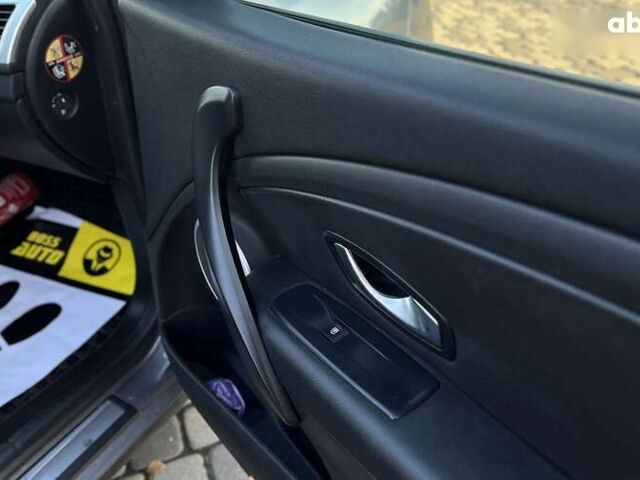 Рено Меган, объемом двигателя 1.5 л и пробегом 208 тыс. км за 7800 $, фото 22 на Automoto.ua