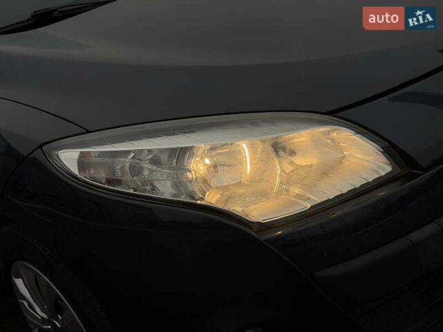 Рено Меган, объемом двигателя 1.6 л и пробегом 192 тыс. км за 7900 $, фото 53 на Automoto.ua