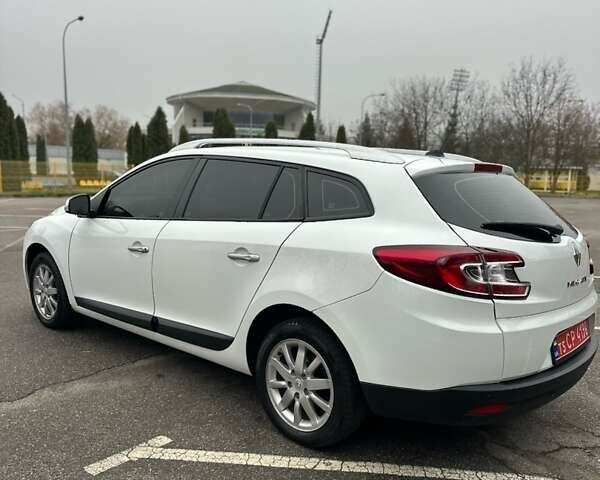 Рено Меган, объемом двигателя 1.46 л и пробегом 197 тыс. км за 8200 $, фото 3 на Automoto.ua