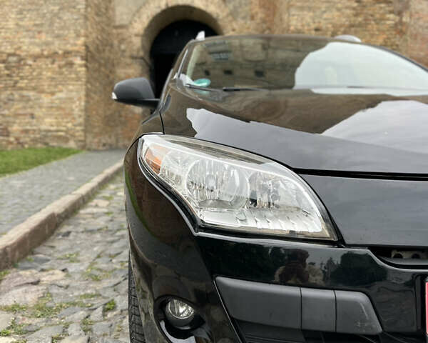 Рено Меган, объемом двигателя 0 л и пробегом 166 тыс. км за 8200 $, фото 3 на Automoto.ua