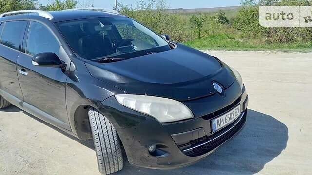 Рено Меган, об'ємом двигуна 1.5 л та пробігом 300 тис. км за 7500 $, фото 1 на Automoto.ua