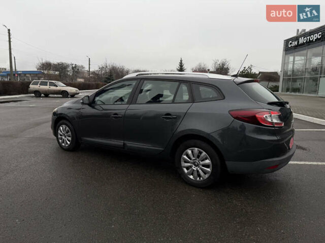 Рено Меган, объемом двигателя 1.6 л и пробегом 192 тыс. км за 7900 $, фото 20 на Automoto.ua