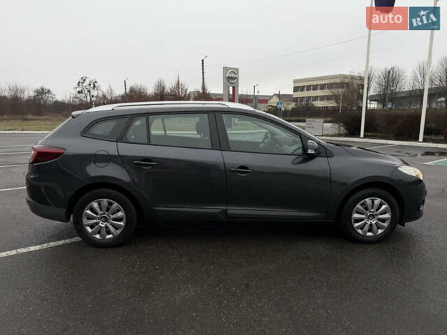 Рено Меган, объемом двигателя 1.6 л и пробегом 192 тыс. км за 7900 $, фото 43 на Automoto.ua