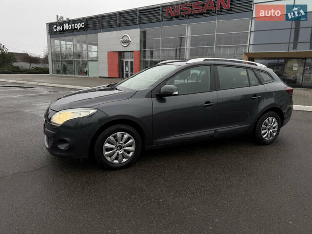 Рено Меган, объемом двигателя 1.6 л и пробегом 192 тыс. км за 7900 $, фото 11 на Automoto.ua