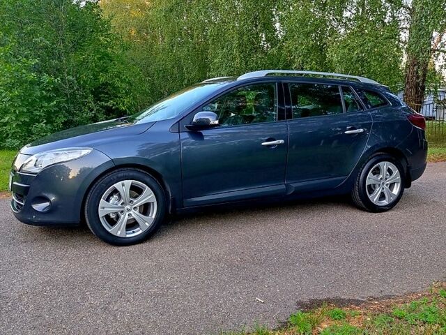 Рено Меган, объемом двигателя 1.5 л и пробегом 225 тыс. км за 6900 $, фото 1 на Automoto.ua