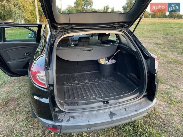 Рено Меган, объемом двигателя 1.5 л и пробегом 242 тыс. км за 7700 $, фото 8 на Automoto.ua