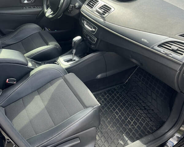 Рено Меган, объемом двигателя 1.46 л и пробегом 212 тыс. км за 7800 $, фото 8 на Automoto.ua