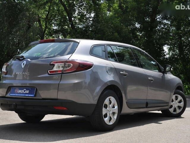 Рено Меган, объемом двигателя 1.6 л и пробегом 247 тыс. км за 8500 $, фото 6 на Automoto.ua