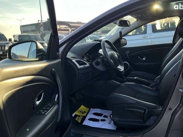 Рено Меган, об'ємом двигуна 1.5 л та пробігом 208 тис. км за 7800 $, фото 17 на Automoto.ua