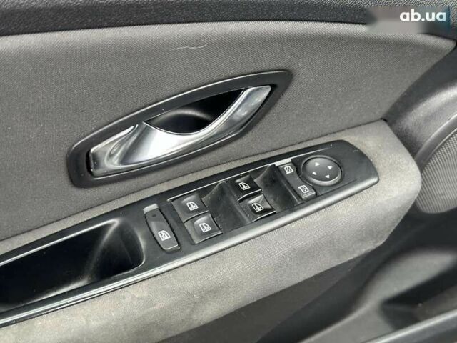 Рено Меган, объемом двигателя 1.6 л и пробегом 298 тыс. км за 6990 $, фото 17 на Automoto.ua