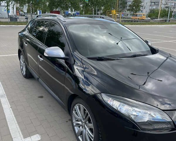 Рено Меган, объемом двигателя 1.46 л и пробегом 212 тыс. км за 7800 $, фото 4 на Automoto.ua