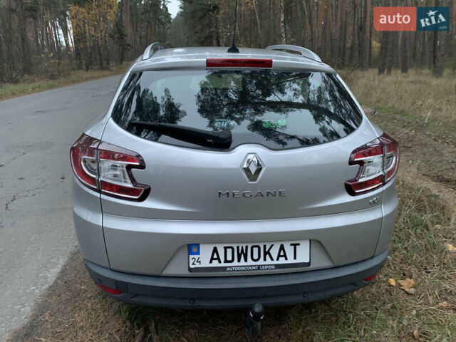 Рено Меган, объемом двигателя 1.5 л и пробегом 210 тыс. км за 7800 $, фото 12 на Automoto.ua