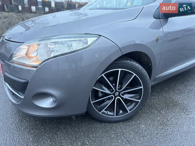 Рено Меган, объемом двигателя 1.5 л и пробегом 220 тыс. км за 9800 $, фото 27 на Automoto.ua