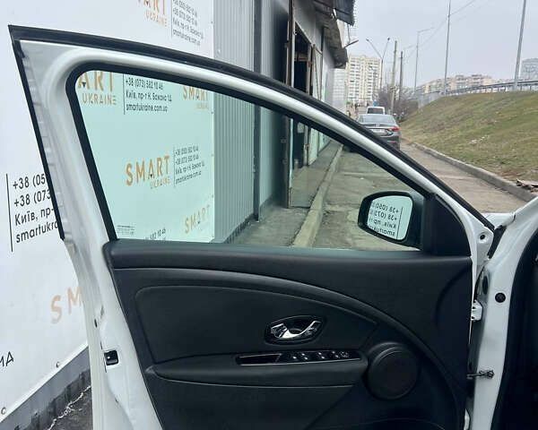 Рено Меган, объемом двигателя 1.5 л и пробегом 190 тыс. км за 8350 $, фото 27 на Automoto.ua