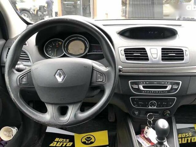 Рено Меган, об'ємом двигуна 1.4 л та пробігом 197 тис. км за 6500 $, фото 16 на Automoto.ua