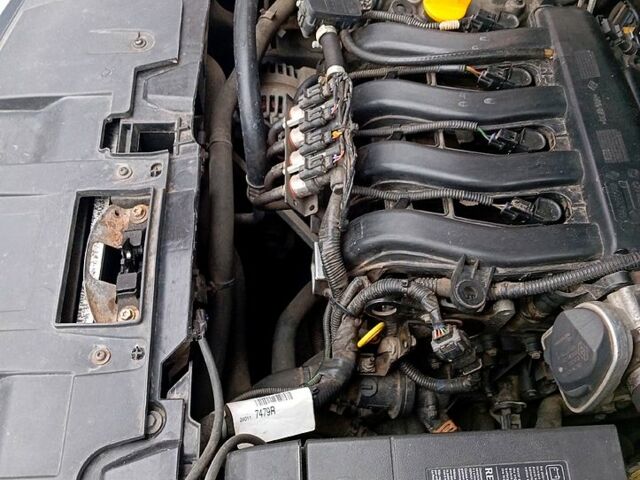 Рено Меган 2012 в Сумах на Automoto.ua Рено Меган, объемом двигателя 16 л и пробегом 158 тыс. км за 7800 $, фото 4 на Automoto.ua