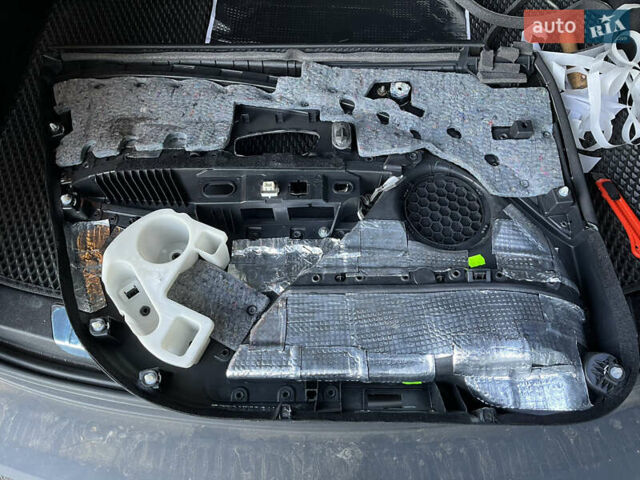 Рено Меган, объемом двигателя 1.46 л и пробегом 202 тыс. км за 9500 $, фото 15 на Automoto.ua