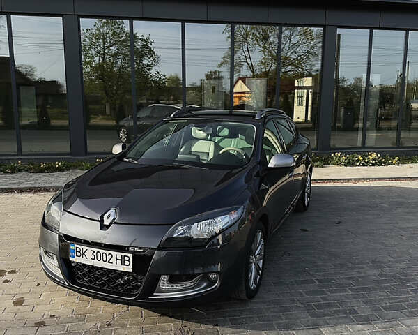 Рено Меган, объемом двигателя 1.5 л и пробегом 245 тыс. км за 8950 $, фото 7 на Automoto.ua