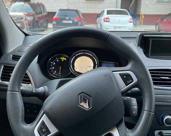 Рено Меган, объемом двигателя 1.46 л и пробегом 260 тыс. км за 8100 $, фото 10 на Automoto.ua