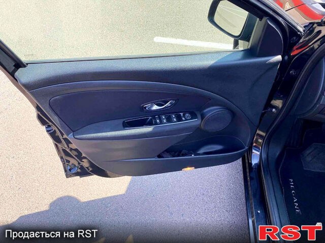 Рено Меган, объемом двигателя 1.5 л и пробегом 256 тыс. км за 7500 $, фото 8 на Automoto.ua