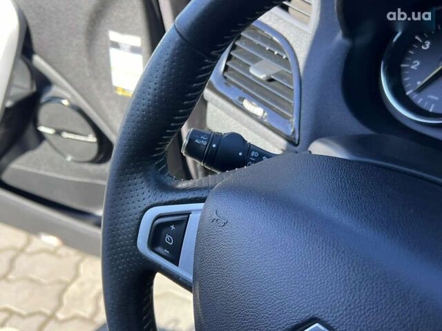 Рено Меган, объемом двигателя 1.5 л и пробегом 236 тыс. км за 8790 $, фото 18 на Automoto.ua