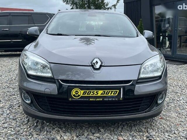 Рено Меган, объемом двигателя 1.5 л и пробегом 245 тыс. км за 7700 $, фото 1 на Automoto.ua