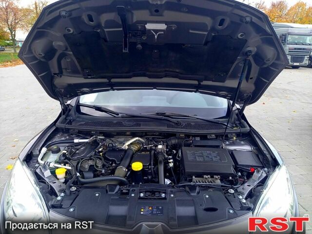 Рено Меган, объемом двигателя 1.5 л и пробегом 191 тыс. км за 7950 $, фото 11 на Automoto.ua