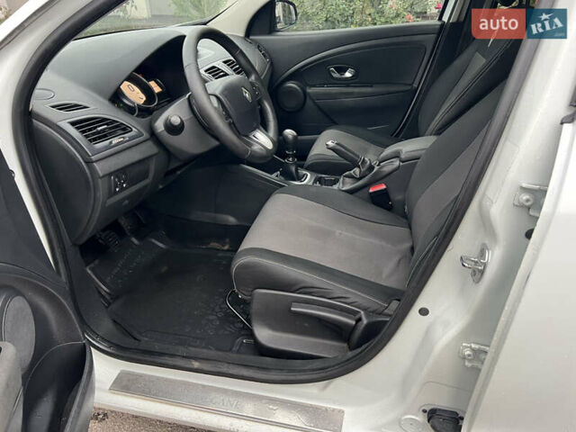 Рено Меган, об'ємом двигуна 1.5 л та пробігом 410 тис. км за 6200 $, фото 7 на Automoto.ua