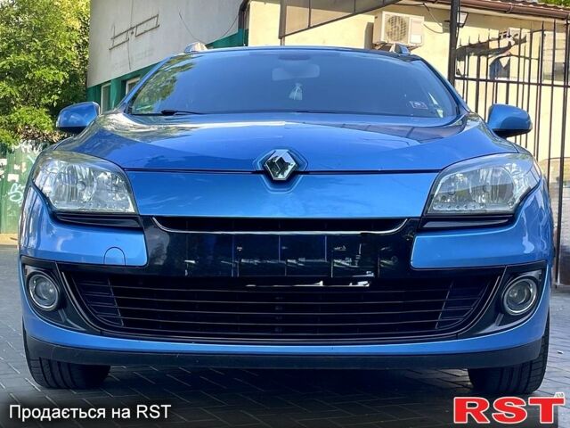 Рено Меган, объемом двигателя 1.5 л и пробегом 301 тыс. км за 9500 $, фото 2 на Automoto.ua