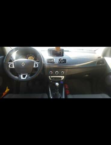 Рено Меган, объемом двигателя 1.46 л и пробегом 260 тыс. км за 7200 $, фото 13 на Automoto.ua
