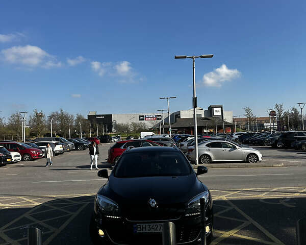 Рено Меган, объемом двигателя 1.46 л и пробегом 294 тыс. км за 8200 $, фото 3 на Automoto.ua