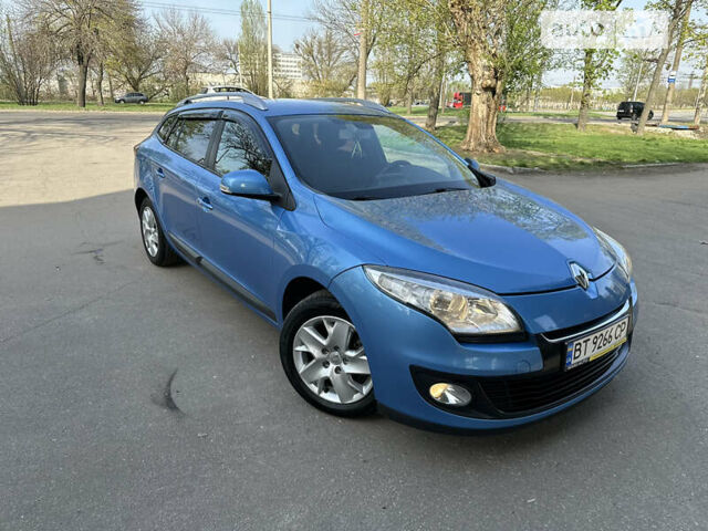 Рено Меган, объемом двигателя 1.5 л и пробегом 240 тыс. км за 8600 $, фото 33 на Automoto.ua