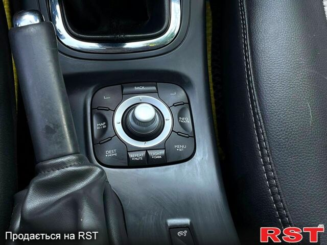 Рено Меган, объемом двигателя 1.5 л и пробегом 301 тыс. км за 9500 $, фото 10 на Automoto.ua